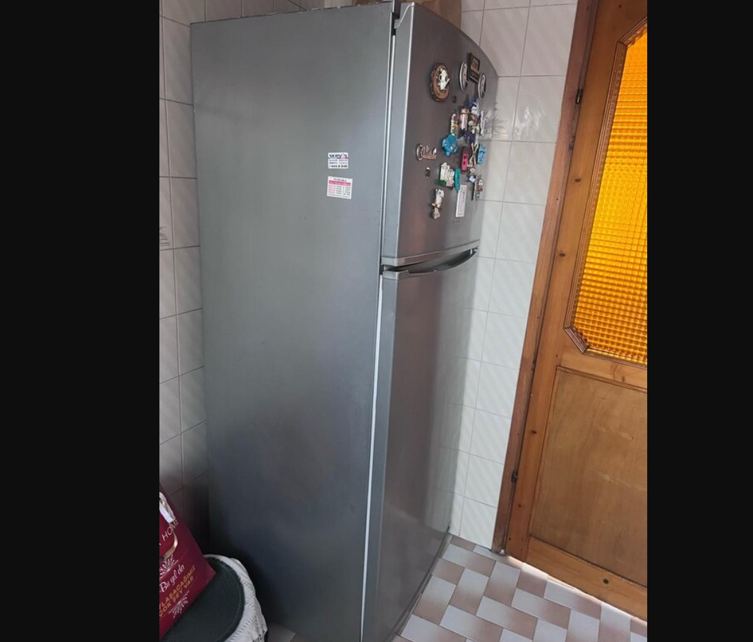 2.el regal marka gri inoks buzdolabı