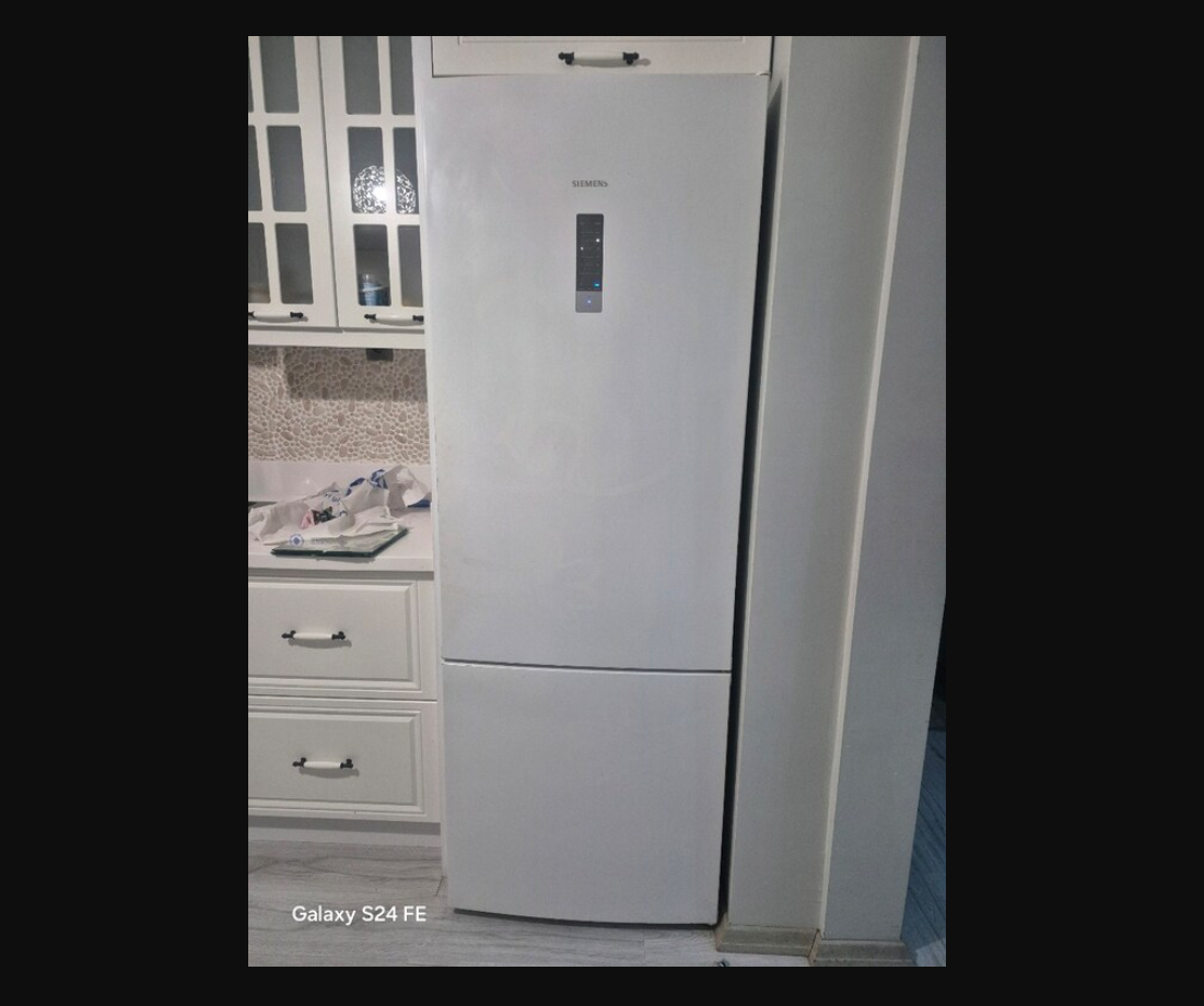 defolu spot 450 lt siemens buzdolabı